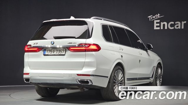 BMW X7 G07 xDrive 40i Design Pure Excellence 6-Seater - фото 1