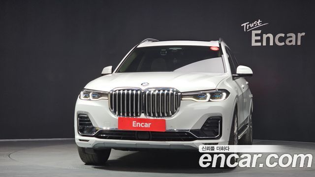 BMW X7 G07 xDrive 40i Design Pure Excellence 6-Seater - фото 2