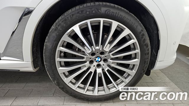 BMW X7 G07 xDrive 40i Design Pure Excellence 6-Seater - фото 4