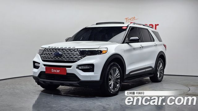 Ford Explorer 6-го поколения 3.0 PHEV - фото 0