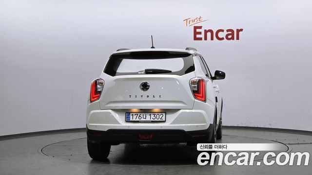 SsangYong Tivoli Gasoline 1.5 2WD Limitied Edition - фото 3