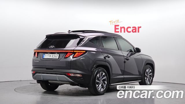 Hyundai Tucson NX4, гибрид Inspiration 2WD - фото 1