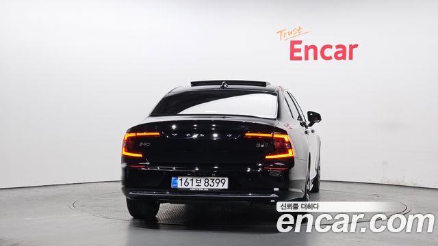 Volvo S90 B6 AWD Ultimate Bright - фото 3
