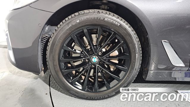BMW 5 Series G30 530i Luxury - фото 4