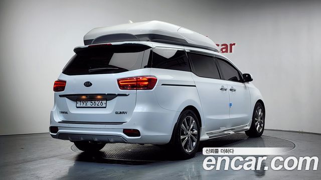 Kia Carnival New 9-seater Limousine(Special vehicle) - фото 1