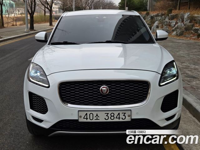 Jaguar E-PACE P250 SE - фото 2