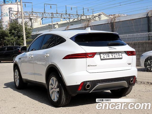 Jaguar E-PACE P250 S - фото 2