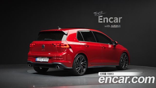 Volkswagen Golf 8-го поколения 2.0 GTI - фото 1