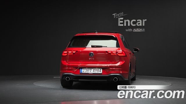 Volkswagen Golf 8-го поколения 2.0 GTI - фото 3