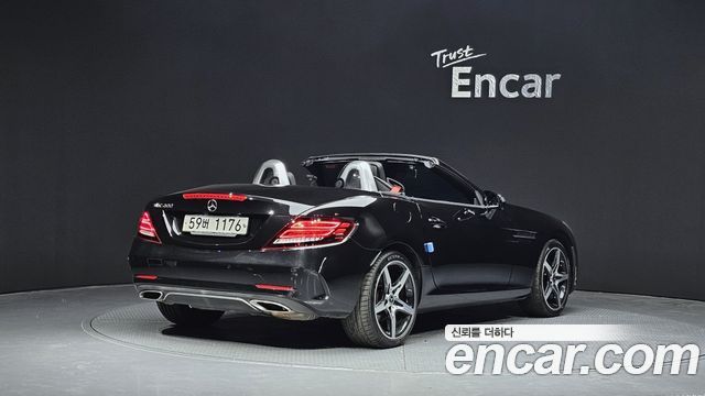 Mercedes-Benz SLC-Class R172 SLC200 - фото 1