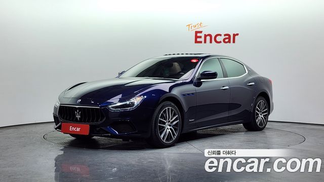 Maserati Ghibli 2.0 Gransport 3rd - фото 0