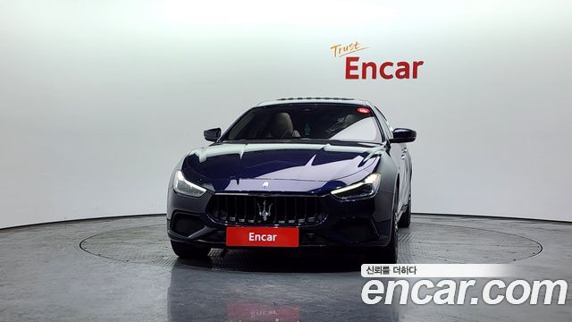 Maserati Ghibli 2.0 Gransport 3rd - фото 2
