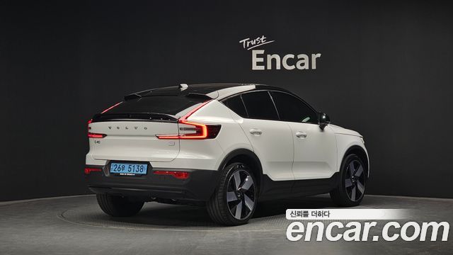 Volvo C40 Recharge Twin Ultimate - фото 1