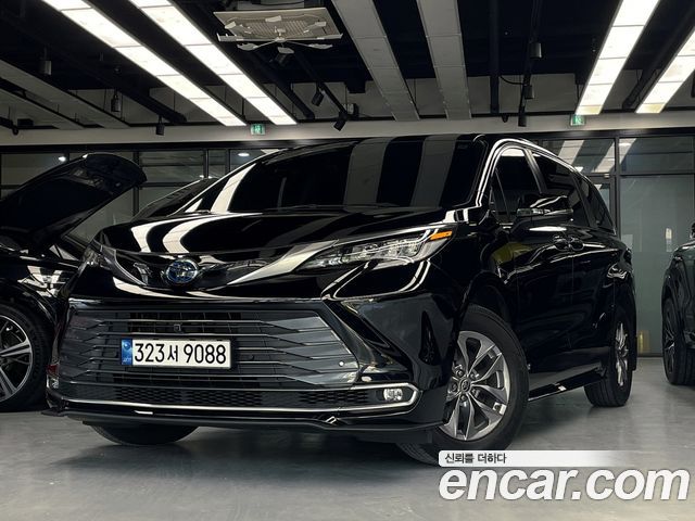 Toyota Sienna 4-го поколения 2.5 Hybrid AWD - фото 2