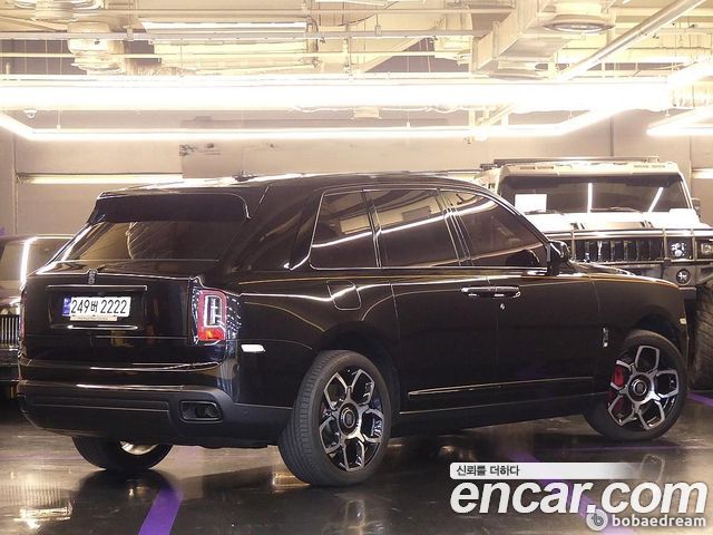 Rolls-Royce Cullinan 6.7 V12 Black Badge - фото 2