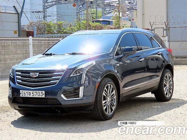 Cadillac XT5 3.6 Premium AWD - фото 1
