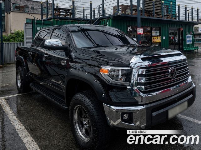 Toyota Tundra 5.7 - фото 0