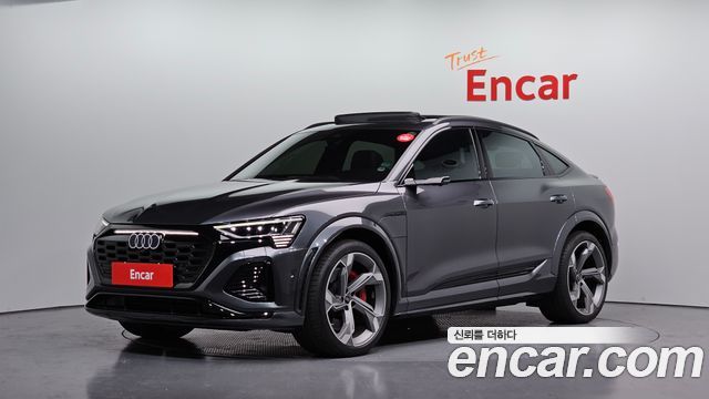 Audi SQ8 e-tron GE Quattro Sportback - фото 0