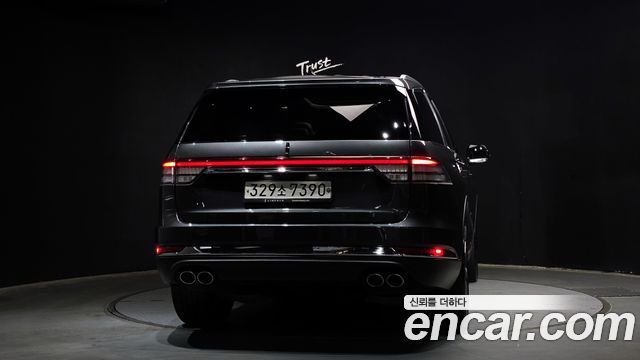 Lincoln Aviator 2-го поколения 3.0 Reserve AWD - фото 3