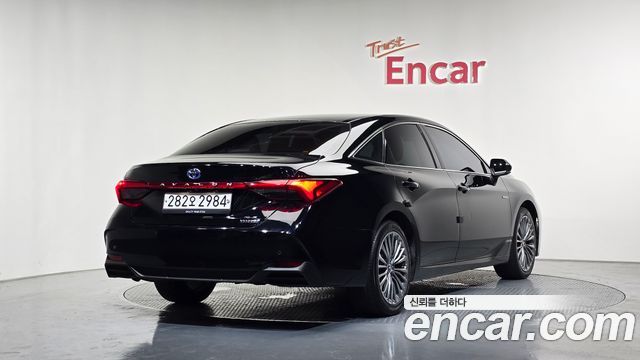 Toyota Avalon 5-го поколения 2.5 Hybrid - фото 1