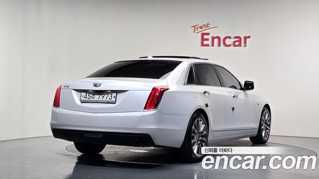 Cadillac CT6 2.0 Turbo - фото 1
