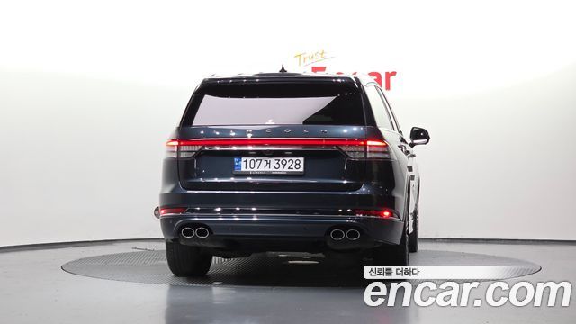 Lincoln Aviator 2-го поколения 3.0 Black Label AWD - фото 3