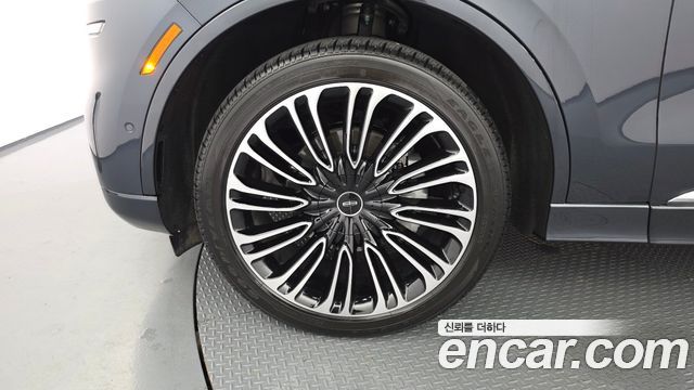 Lincoln Aviator 2-го поколения 3.0 Black Label AWD - фото 4