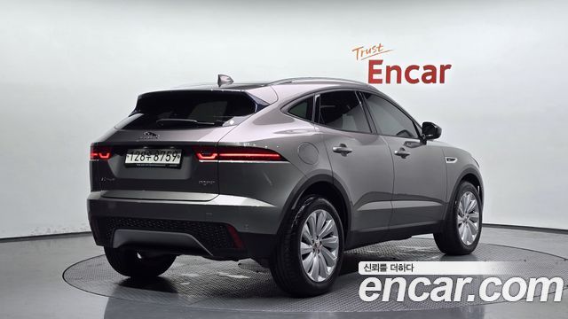 Jaguar E-PACE D180 SE - фото 1