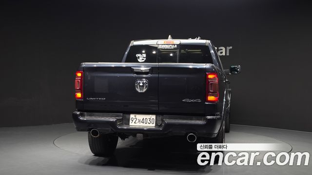 Dodge Ram Pick Up 5.7 - фото 3