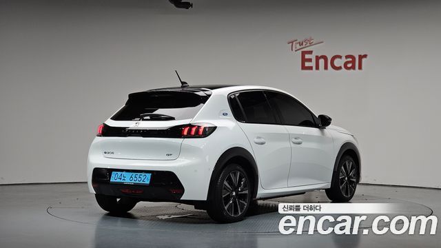Peugeot 208 2-го поколения GT - фото 1