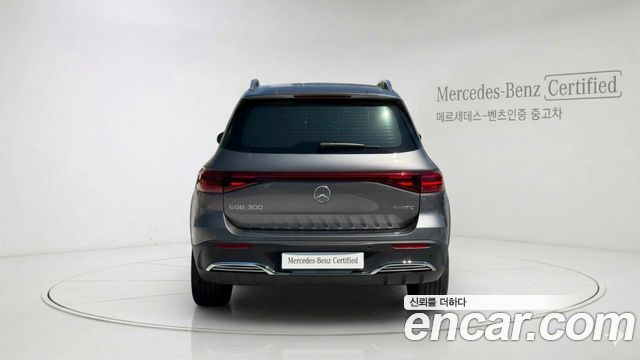 Mercedes-Benz EQB X243 EQB300 4MATIC AMG Line - фото 3