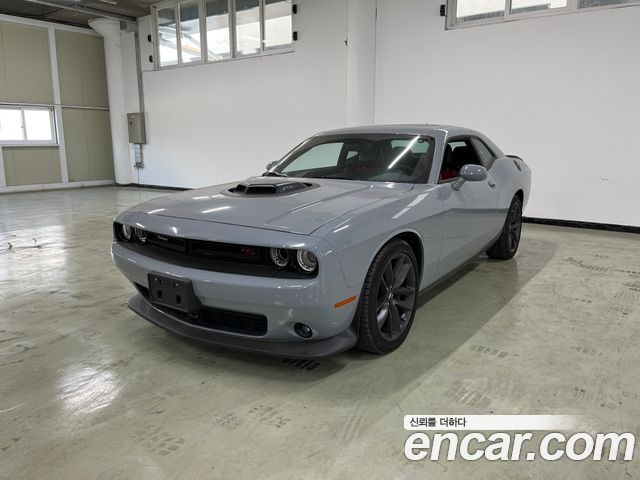 Dodge Challenger 5.7 - фото 0