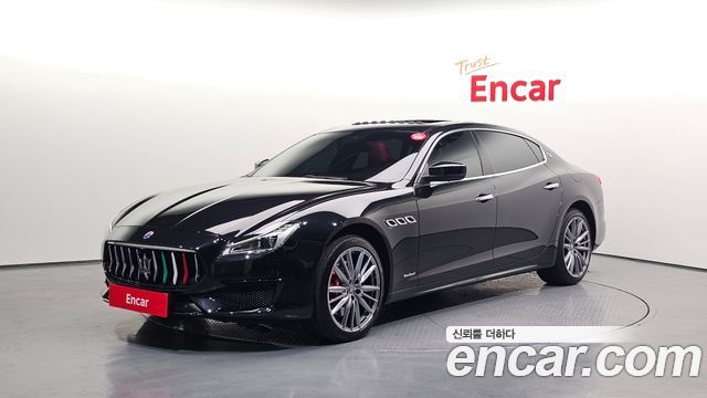 Maserati Quattroporte S Q4 3.0 V6 Gransport - фото 0