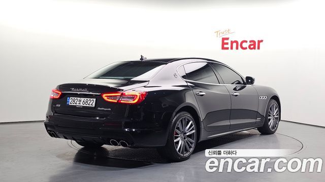 Maserati Quattroporte S Q4 3.0 V6 Gransport - фото 1