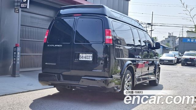 Chevrolet Express Van 6.0 - фото 1