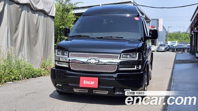 Chevrolet Express Van 6.0 - фото 2