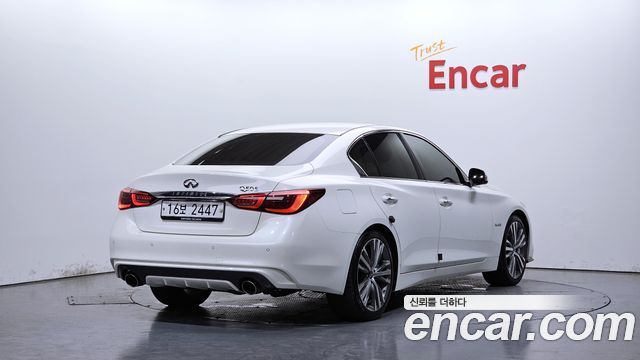 Infiniti Q50 3.5 Blue Sport Sensory - фото 1