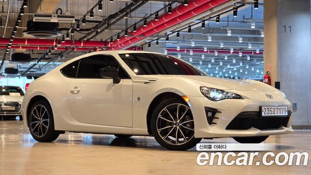 Toyota 86 2.0 - фото 0