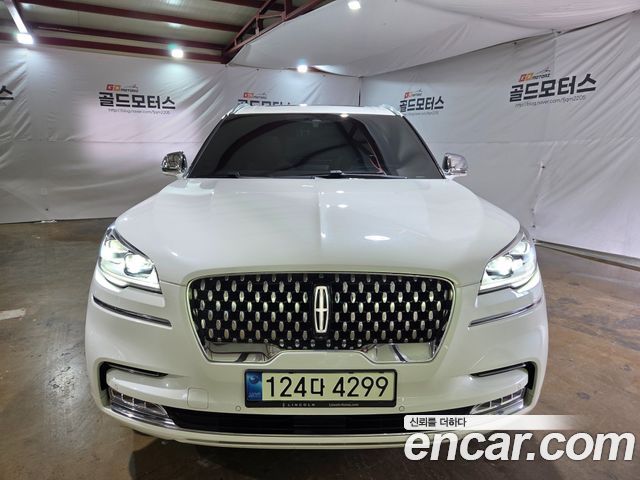 Lincoln Aviator 2-го поколения 3.0 Black Label AWD - фото 0