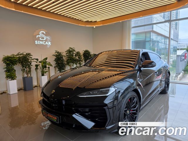 Lamborghini Urus 4.0 V8 SE - фото 0