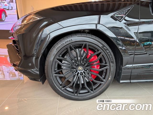 Lamborghini Urus 4.0 V8 SE - фото 4