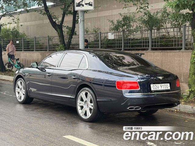 Bentley Flying Spur 2-го поколения 4.0 - фото 4