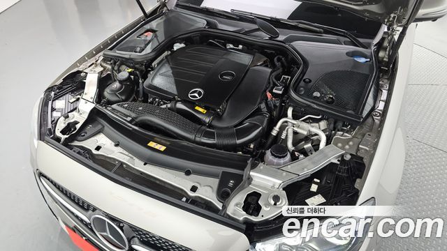Mercedes-Benz E-Class W213 E350 4MATIC Avantgarde - фото 4