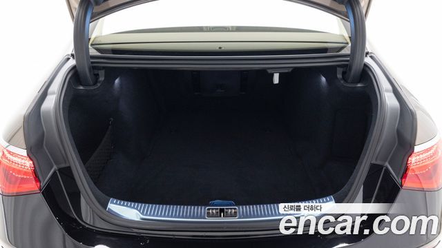 Mercedes-Benz S-Class W223 Maybach S580 4MATIC - фото 4