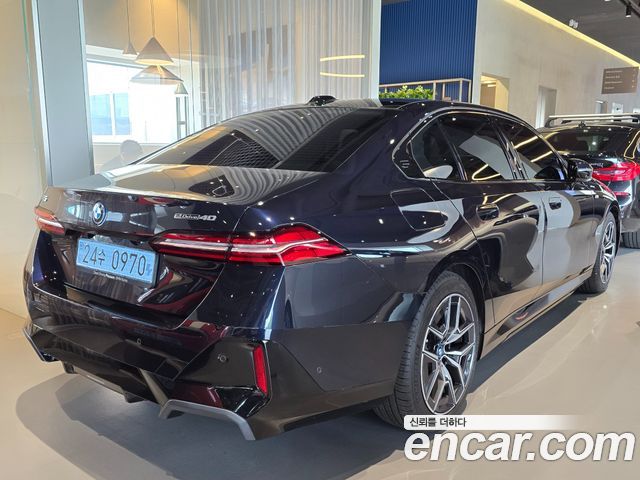 BMW i5 G60 eDrive 40 M Sport - фото 1
