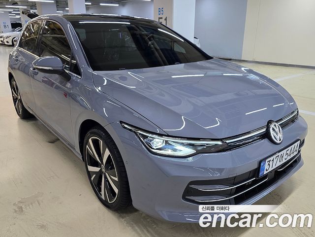 Volkswagen Golf 8-го поколения 2.0 TDI Prestige - фото 0
