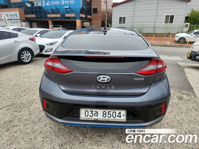 Hyundai Ioniq гибрид Q - фото 3