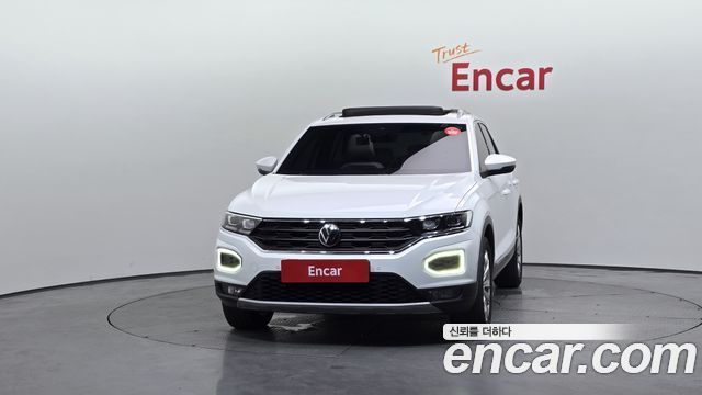 Volkswagen T-Roc 2.0 TDI Premium - фото 2