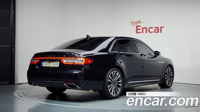 Lincoln Continental 10-го поколения 3.0 AWD - фото 1