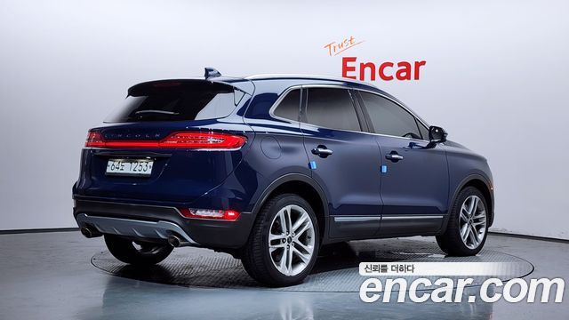 Lincoln MKC 2.0 AWD - фото 1